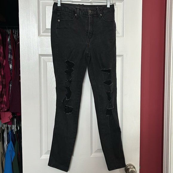 Arizona jeans black size 7 hi rise curvy skinny black jeans destructed front - Picture 1 of 4